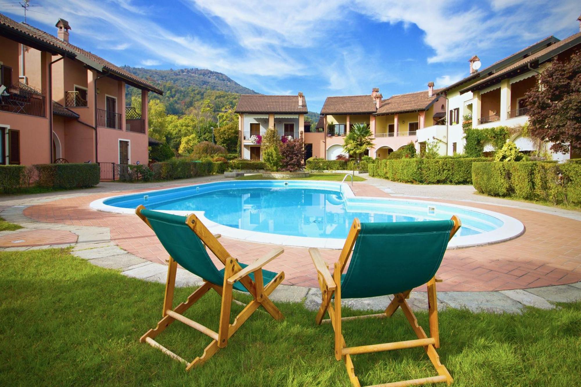 Sunflower Relax Pool And Terrace - Happy Rentals Lesa Zewnętrze zdjęcie